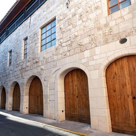 Studio Du Maire Maison De L'Eglise Du Couvent Narbonne Exteriér fotografie