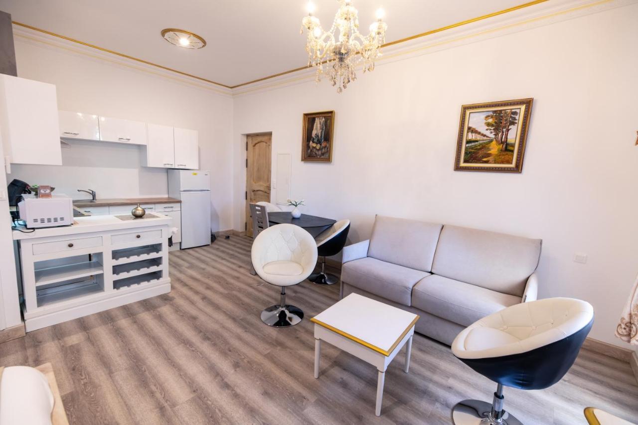 Studio Du Maire Maison De L'Eglise Du Couvent Narbonne Exteriér fotografie